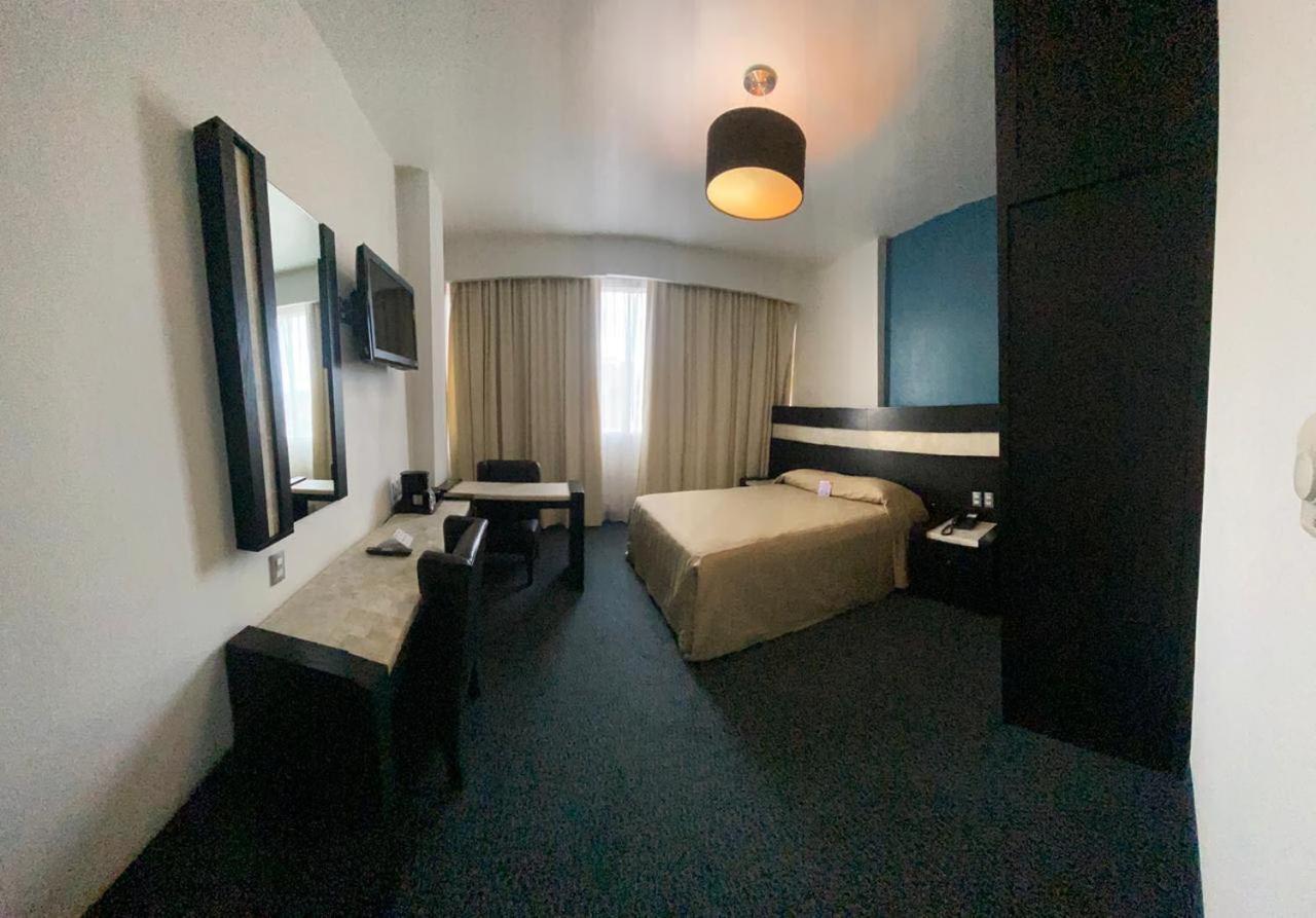 Hotel Real Rex León Exteriör bild